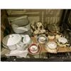 Image 2 : BOX OF DISHWARE AND CHINA TEACUPS (ROYAL STAFFORD AND CASTLE)