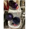 Image 2 : BLACK & DECKER SKILLET, PLASTIC ORGANIZER, CHRISTMAS DECORATIONS AND MORE