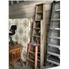 Image 2 : 3 WOODEN STEP LADDERS