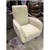 Image 1 : MODERN WHITE LEATHER RECLINER