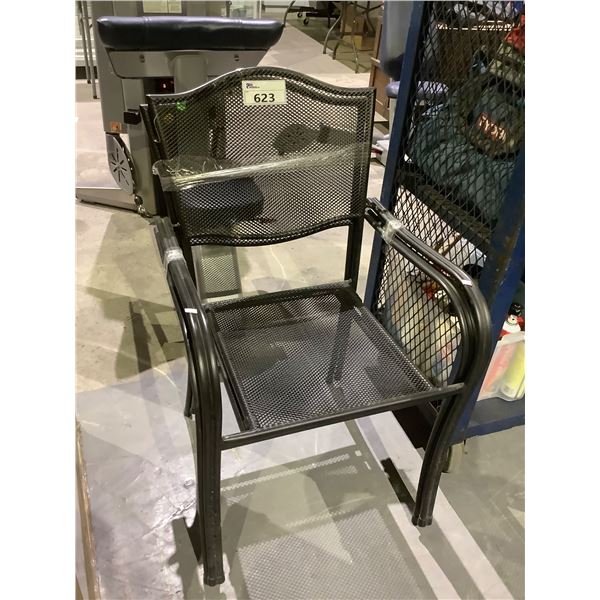 2 OUTDOOR METAL PATIO CHAIRS