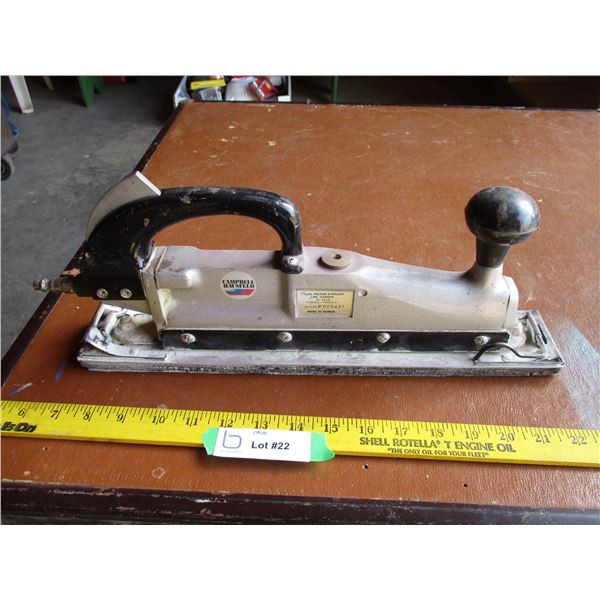 Campbell Hausfeld air sander