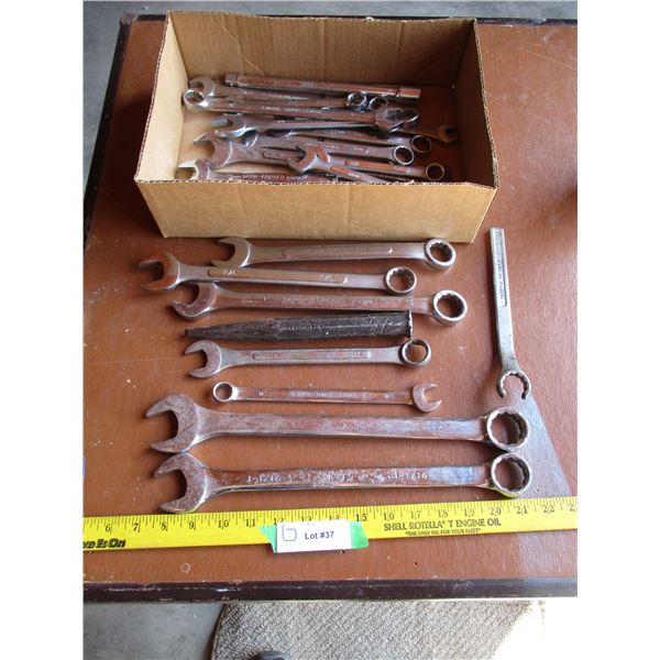 misc lot, wrenches, standard + metric