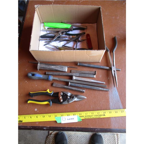Chisels, snips, hand tools