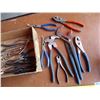 Image 3 : Pliers, vices, fencing tool, misc cutters