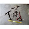 Image 1 : Tire pump, load binder, chain