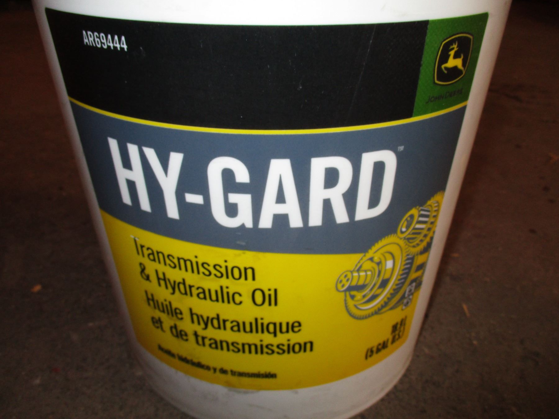 John Deere HyGard Transmission & Hydraulic oil 3/4 full