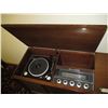 Image 2 : Westinghouse record player radio floor model - working