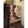 Image 1 : Fleece Blanket from Korea (acrylic pile) - Roses - 84" x 77"