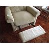 Image 4 : Beige Recliner chair rocker