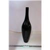 Image 1 : Black Vase