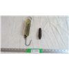 Image 1 : Fish weighing Scale + Cuckoo Clock weight
