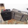 Image 1 : *(2) Luggage - black + grey