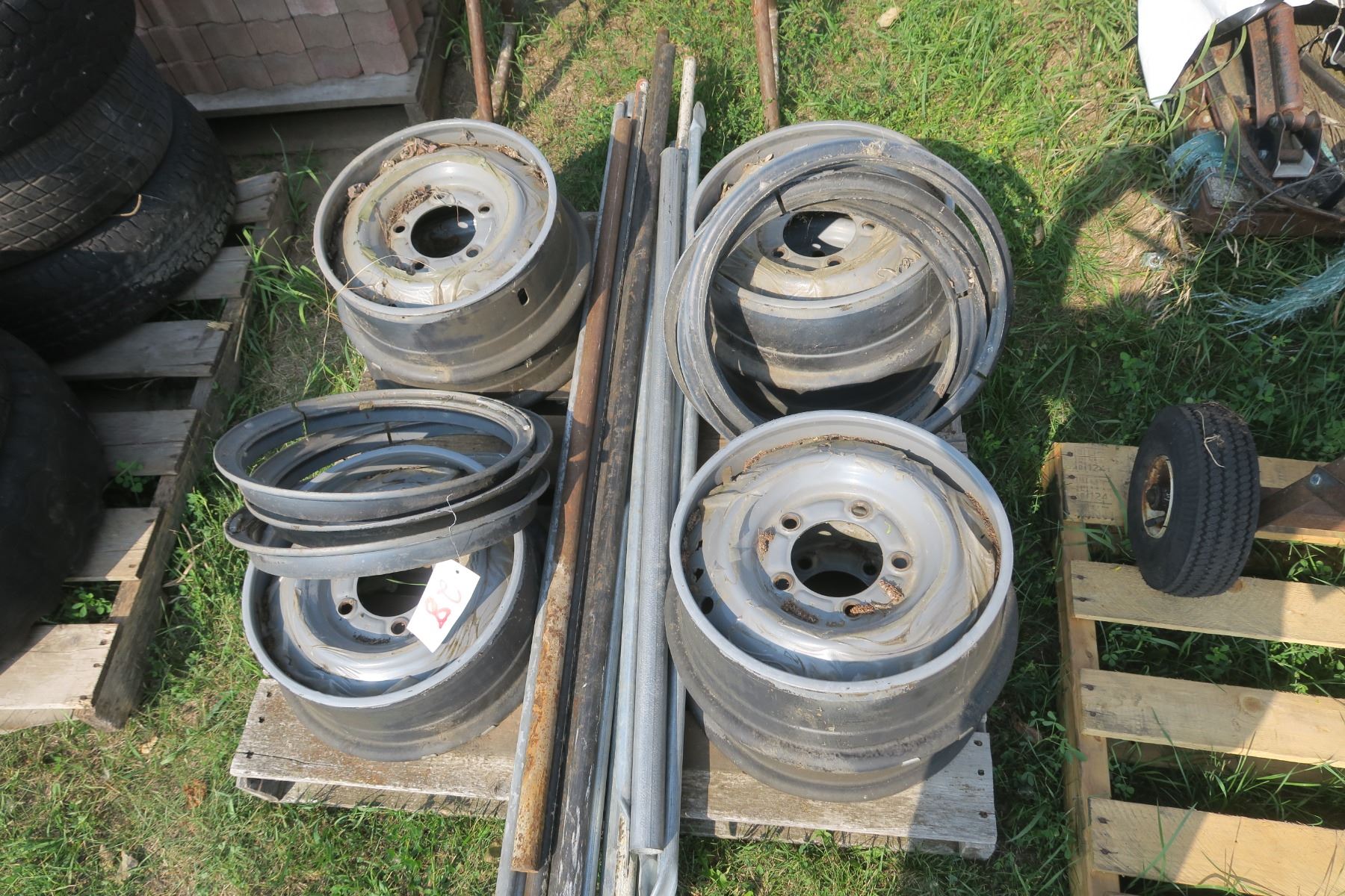 Lot of Split Rims & Assorted Pipes (Cecil Ferry)