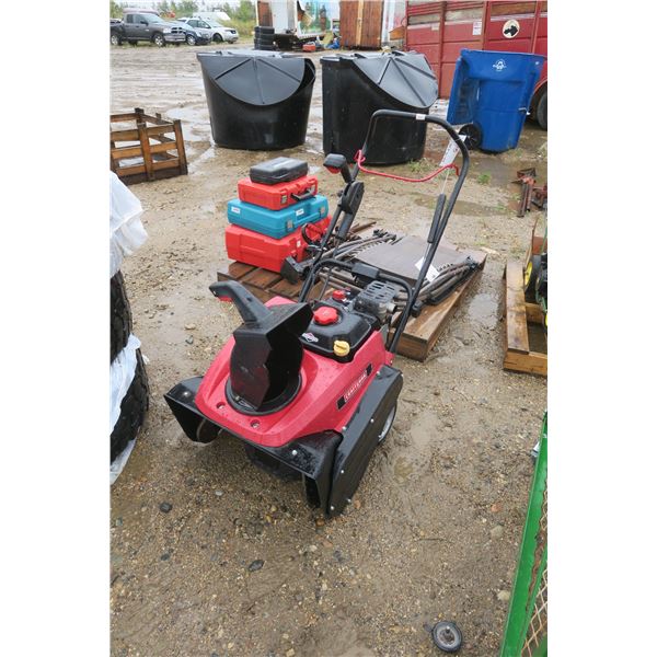 Craftsman 22" Snow Blower, Briggs & Stratton Engine - Working