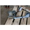Image 2 : 2 Winches & Wheel
