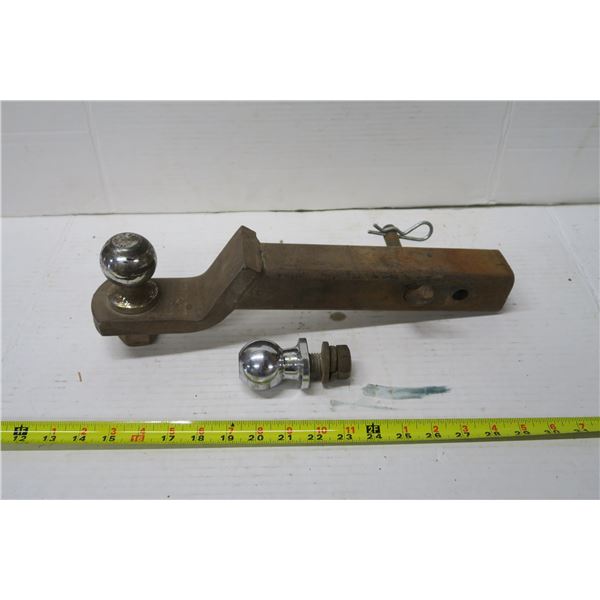 Hitch w/ 2" & 1 7/8" Balls