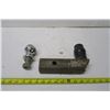 Image 1 : Hitch w/ 2" & 1 7/8" Balls