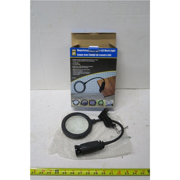 Magnifying Glass w/ LED Work Light