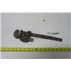 Image 7 : 3 Vintage Pipe Wrenches