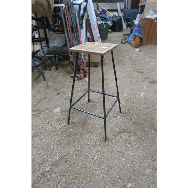 Shop Stool 24" Tall