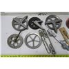 Image 3 : Lot of Pulleys & Misc.