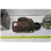 Image 5 : Starter (Used), Alternator (NEW), Alternator (Used)