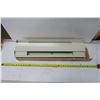 Image 2 : Westcan Baseboard Heater - 27" 500W
