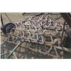 Image 5 : Harrow Bar & 4 Harrows 32" Wide