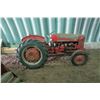 Image 13 : International 300 Utility Tractor - 4156hrs. Excellent Runner - 12.4-28 Rear Tires