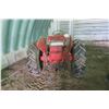 Image 5 : International 300 Utility Tractor - 4156hrs. Excellent Runner - 12.4-28 Rear Tires