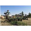 Image 4 : Co-op Implements 240 28ft. Seeder/Cultivator & Flexi-Coil 1110 Seed Cart