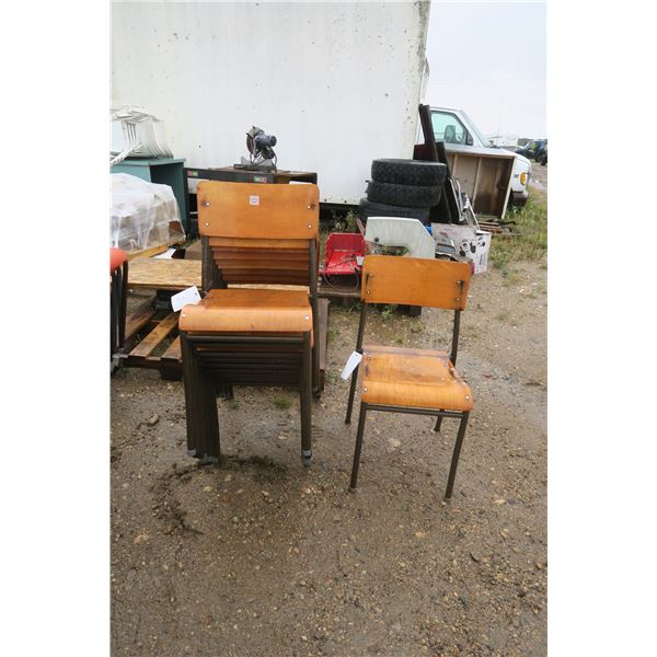 10 Wooden Seat Chairs