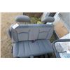 Image 4 : 2006 Dodge Caravan bench seat, upholstery in excellent condition