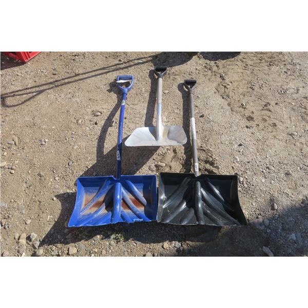 3 Shovels