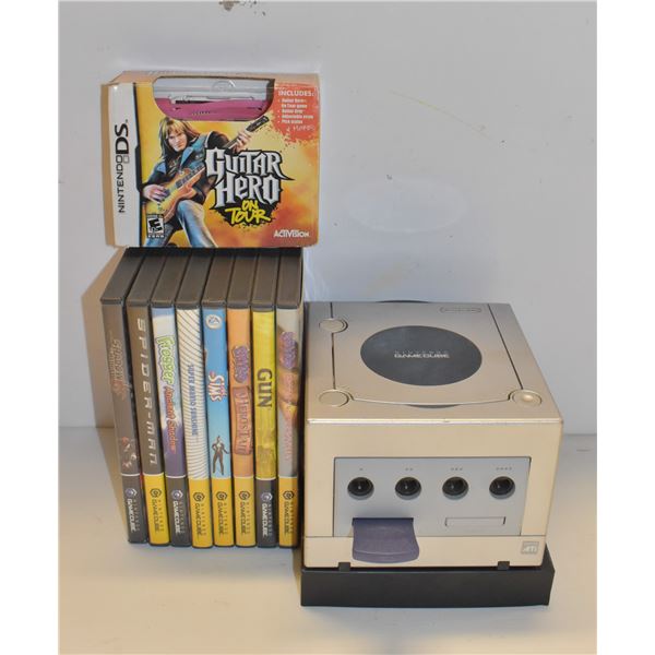 NINTENDO GAME CUBE WITH 8 GAMES UNTESTED