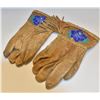 Image 1 : 50'S ORIGINAL NATIVE GLOVES WITH BEAD WORK DESIGN