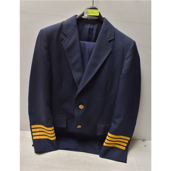 VINTAGE PILOTS UNIFORM W PANTS