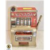 HEAVY CAST METAL SMALL SLOT MACHINE WORKS