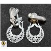 Image 1 : SILVER TONE ORNATE DROP CLIP EARRINGS