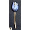 Image 1 : GOLD TONE W BLUE ENAMEL FLORAL BROOCH