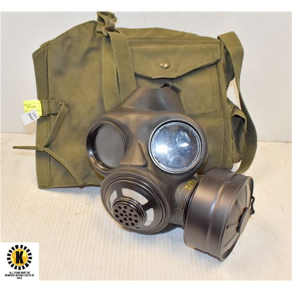 60'S MILITARY UNITED NATIONS GAS MASK AFRICAN