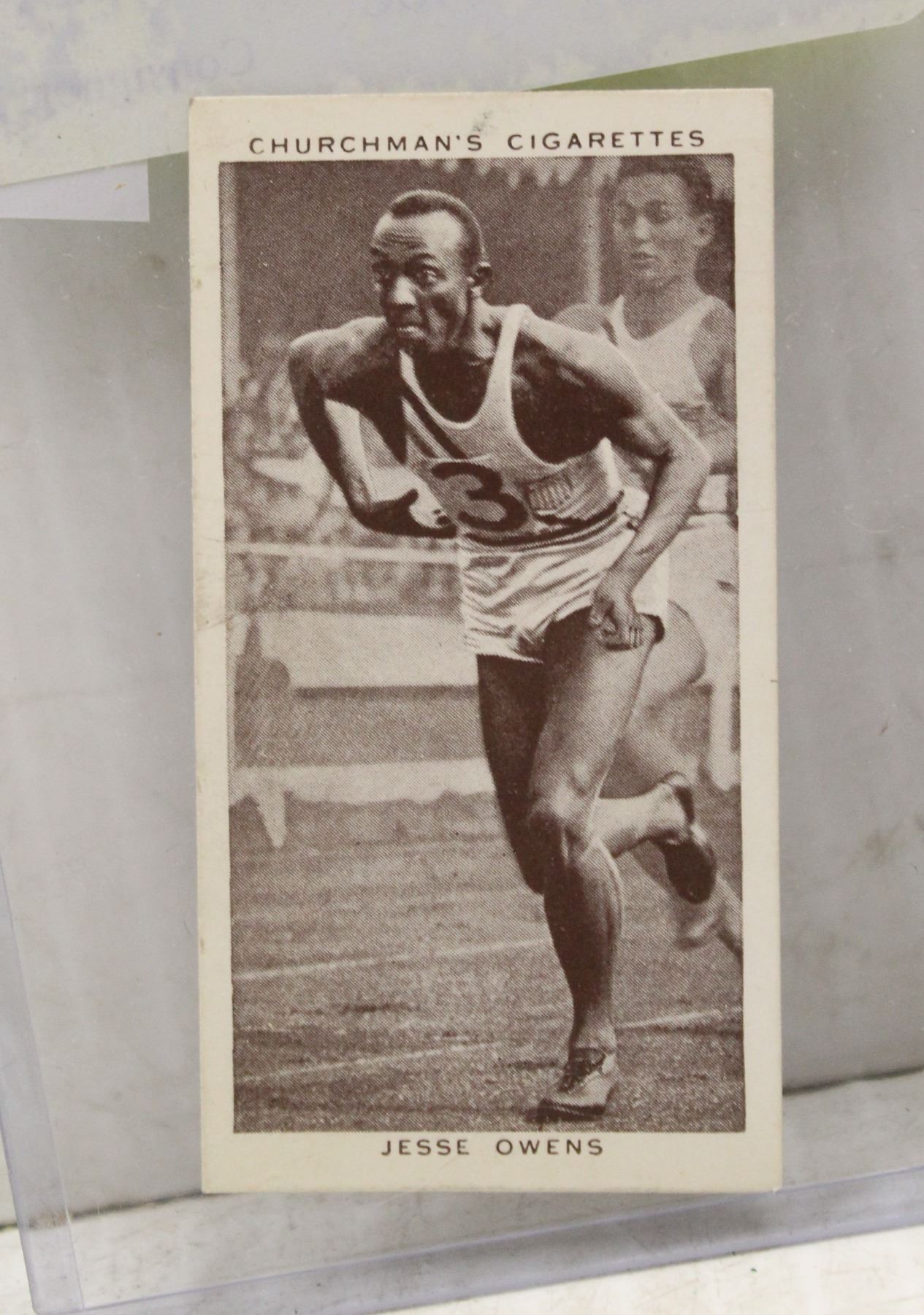 1930S JESSE OWENS CIGARETTE CARD HISTORIC
