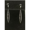 Image 1 : LONG BLACK DROP EARRINGS