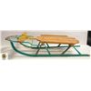 Image 2 : 1950S WOODEN SLEIGH IN GOOD SHAPE