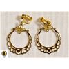 Image 1 : GOLD TONE CHANDELIER EARRINGS