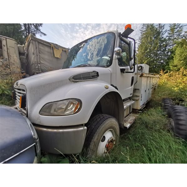 FREIGHTLINER BUSINESS CLASS M2