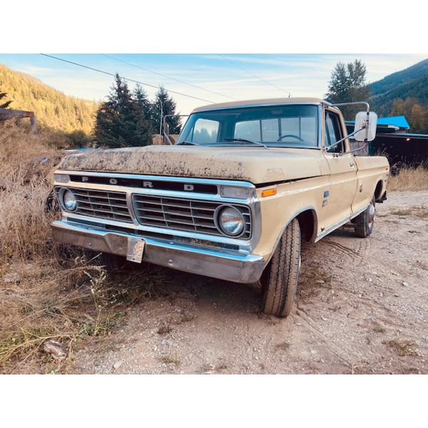 1973 FORD F350 SUPER CAMPER TRUCK