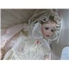 Image 2 : Hamilton Collection Doll
