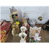 Image 2 : Lot of Steins & Assorted Décor